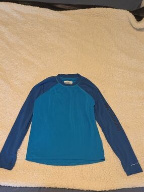 Columbia Two-Tone Blue Long Sleeve Performance Tee